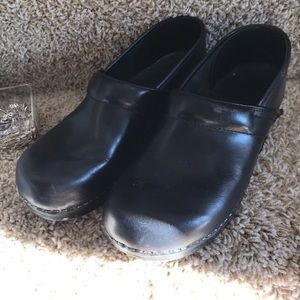 Dansko Black clog shoes